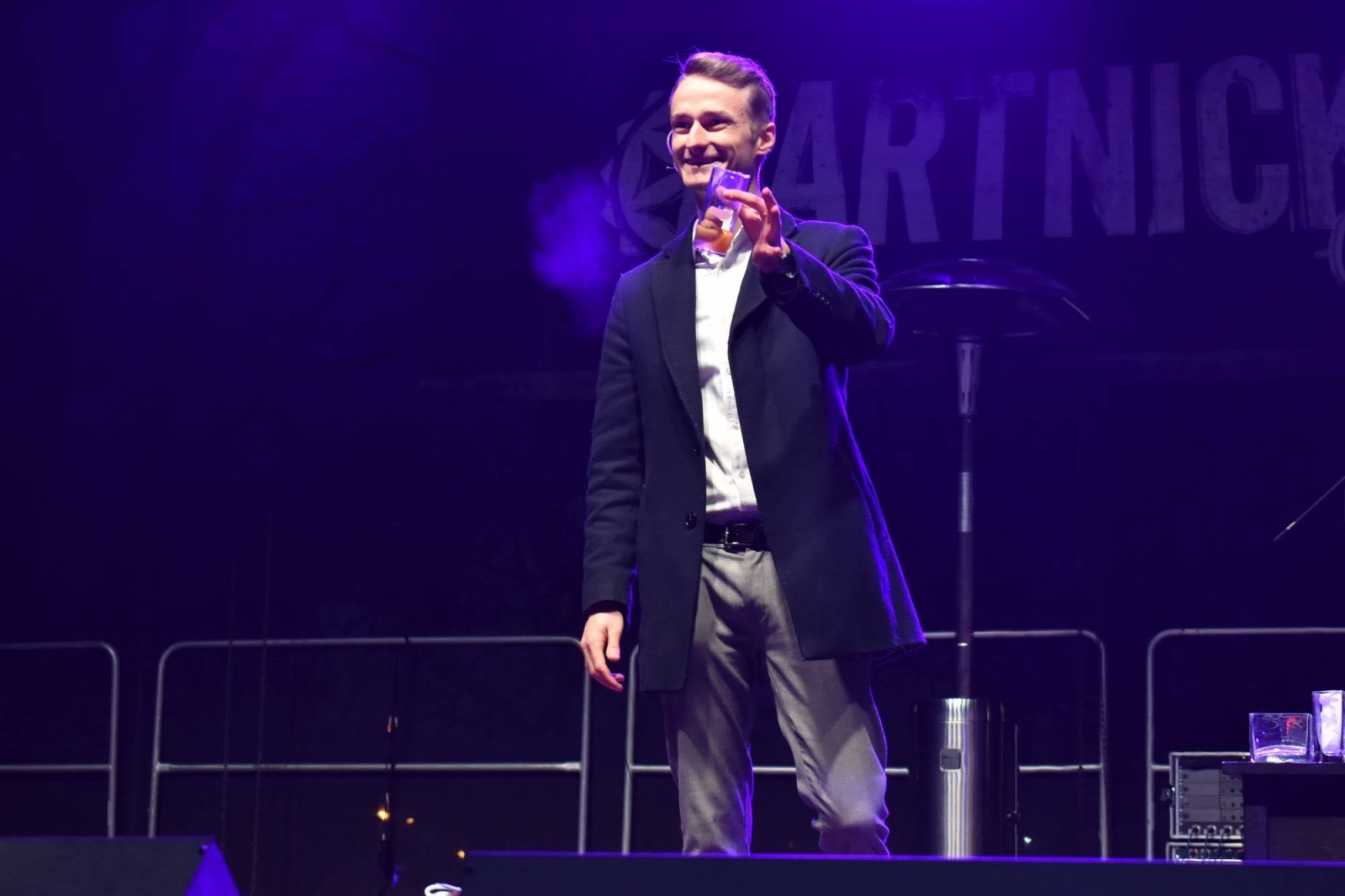 Zdjęcie w galerii na portalu naszraciborz.pl: Śląski Jarmark Bożonarodzeniowy na zamku w Raciborzu - dzień piąty wiadomości z regionu