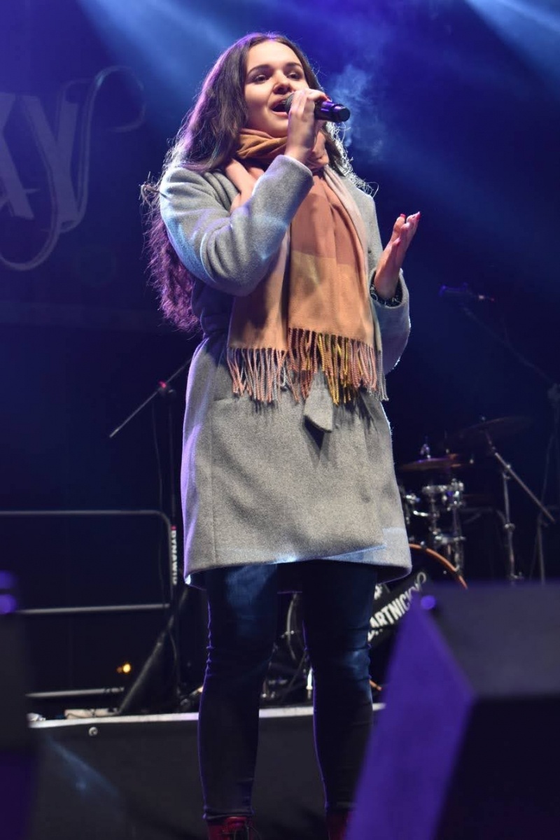 Zdjęcie w galerii na portalu naszraciborz.pl: Śląski Jarmark Bożonarodzeniowy na zamku w Raciborzu - dzień piąty wiadomości z regionu