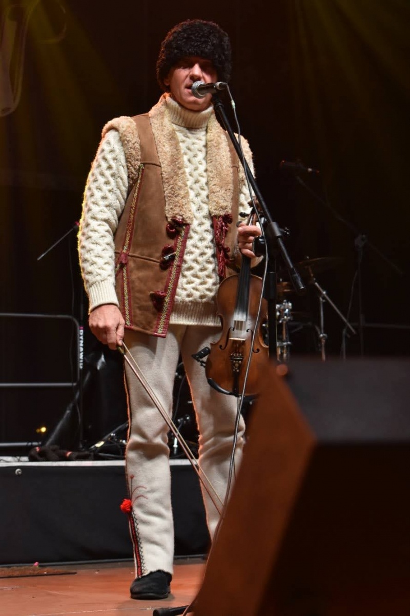 Zdjęcie w galerii na portalu naszraciborz.pl: Śląski Jarmark Bożonarodzeniowy na zamku w Raciborzu - dzień piąty wiadomości z regionu