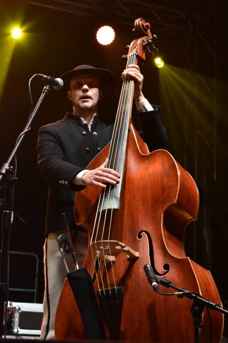 Zdjęcie w galerii na portalu naszraciborz.pl: Śląski Jarmark Bożonarodzeniowy na zamku w Raciborzu - dzień piąty wiadomości z regionu