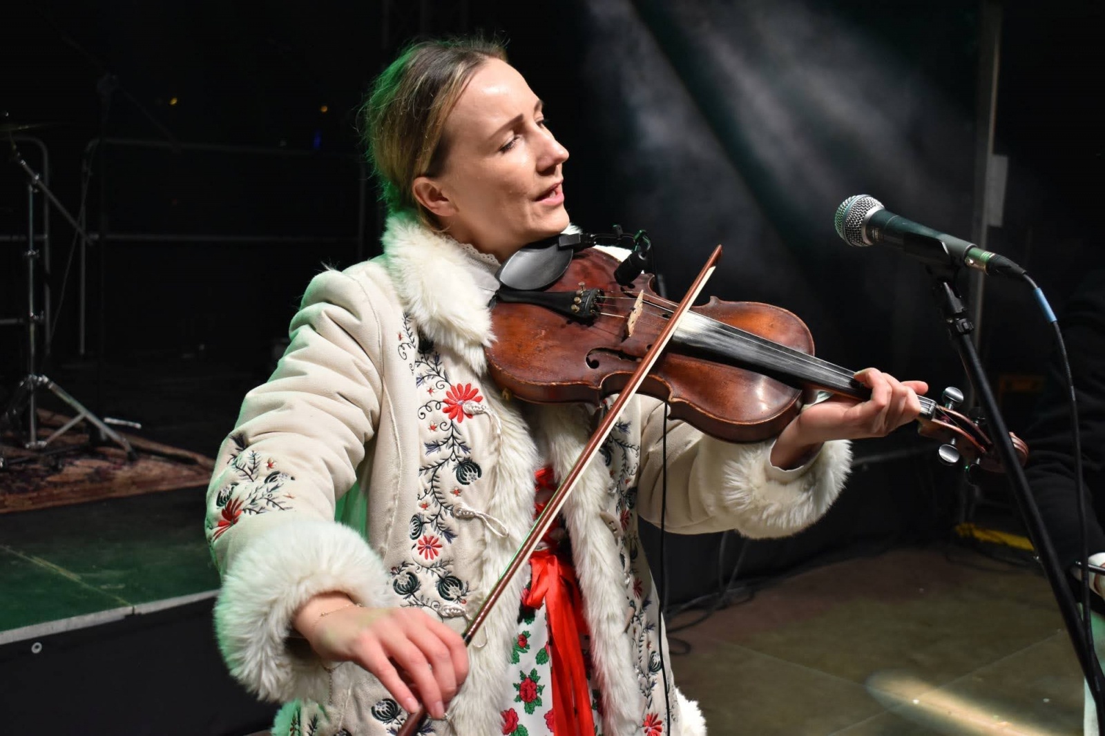 Zdjęcie w galerii na portalu naszraciborz.pl: Śląski Jarmark Bożonarodzeniowy na zamku w Raciborzu - dzień piąty wiadomości z regionu