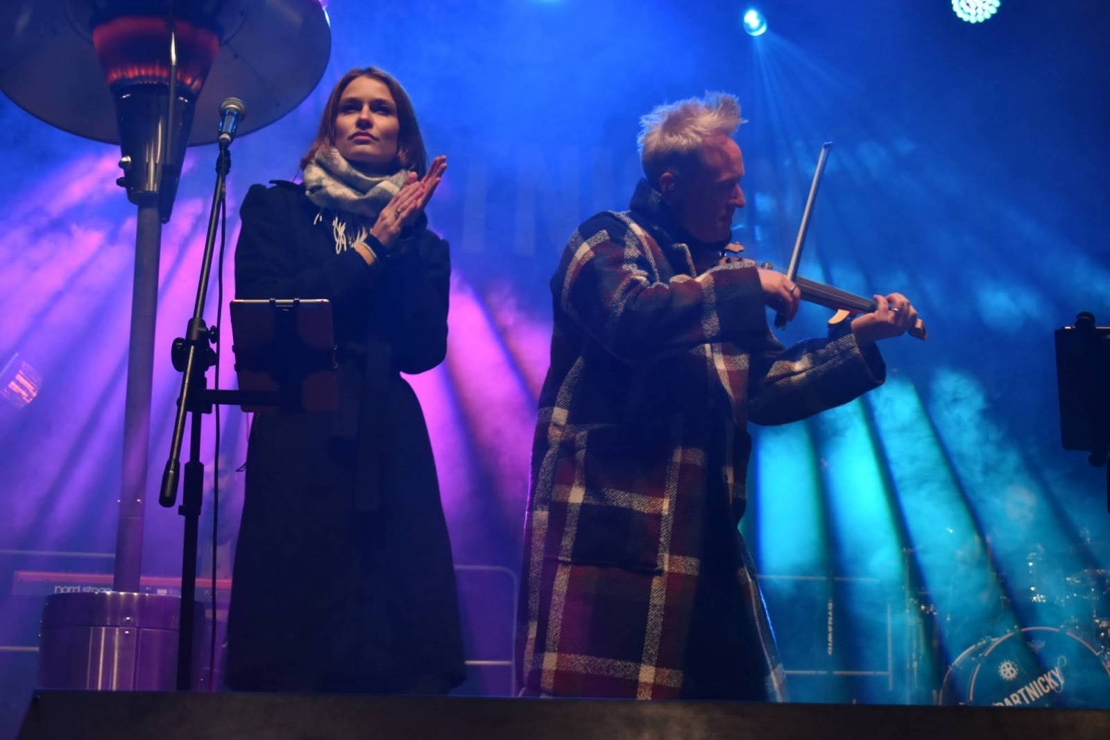 Zdjęcie w galerii na portalu naszraciborz.pl: Śląski Jarmark Bożonarodzeniowy na zamku w Raciborzu - dzień piąty wiadomości z regionu