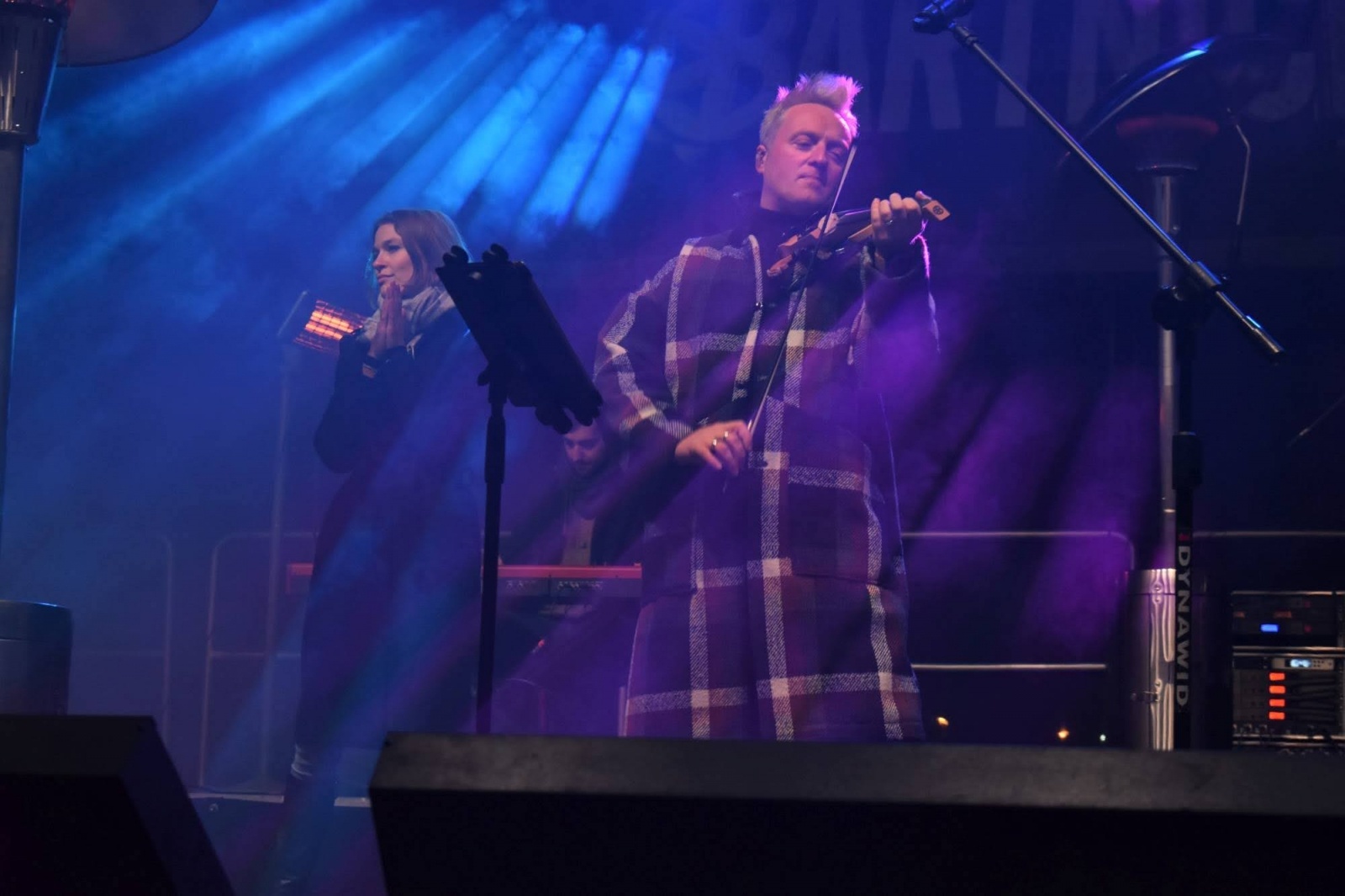 Zdjęcie w galerii na portalu naszraciborz.pl: Śląski Jarmark Bożonarodzeniowy na zamku w Raciborzu - dzień piąty wiadomości z regionu