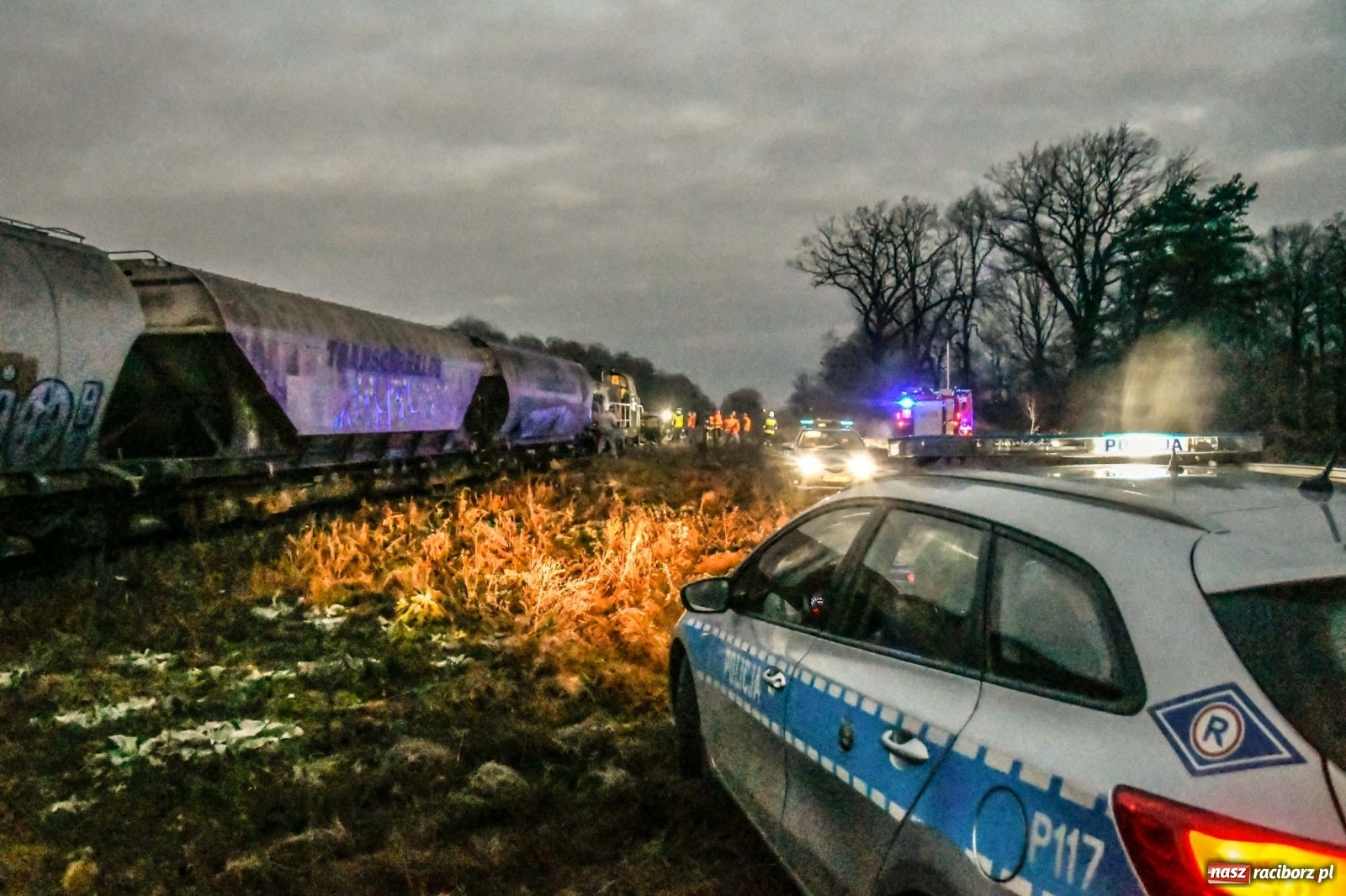 Zdjęcie w galerii na portalu naszraciborz.pl: Poszkodowany w tym wypadku Krzysztof i jego przyjaciele proszą o pomoc wiadomości z regionu