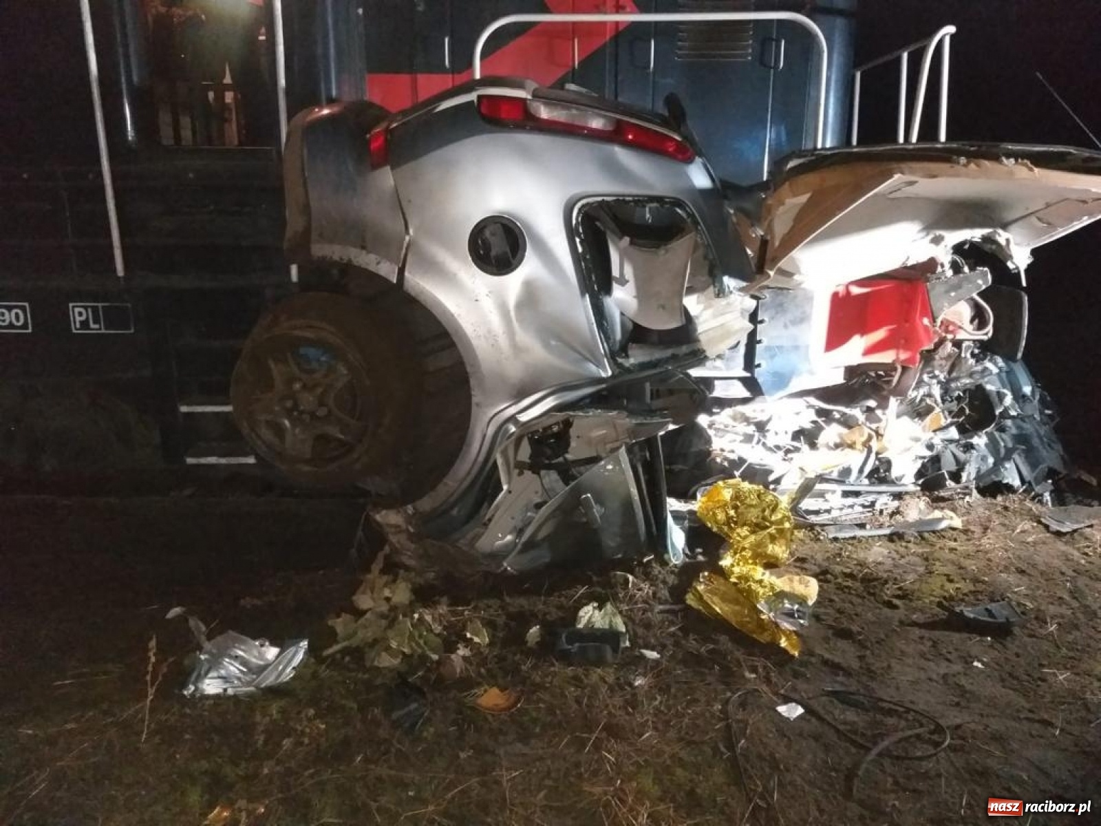 Zdjęcie w galerii na portalu naszraciborz.pl: Poszkodowany w tym wypadku Krzysztof i jego przyjaciele proszą o pomoc wiadomości z regionu