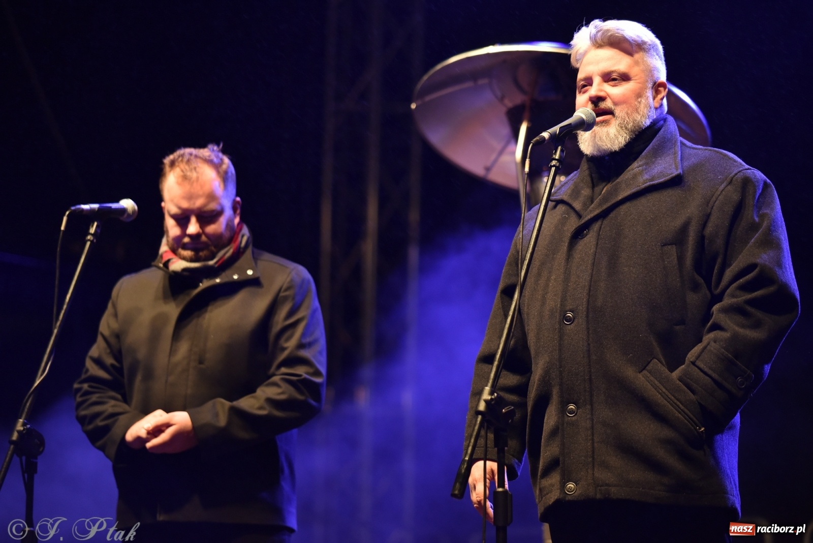 Zdjęcie w galerii na portalu naszraciborz.pl: Górale i tenorzy - szósty dzień jarmarku przy słabej frekwencji wiadomości z regionu