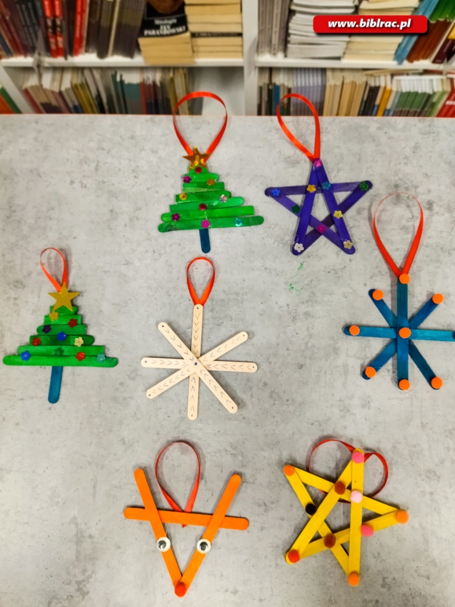 Zdjęcie w galerii na portalu naszraciborz.pl: Świąteczne warsztaty dla dzieci w bibliotece w Markowicach wiadomości z regionu