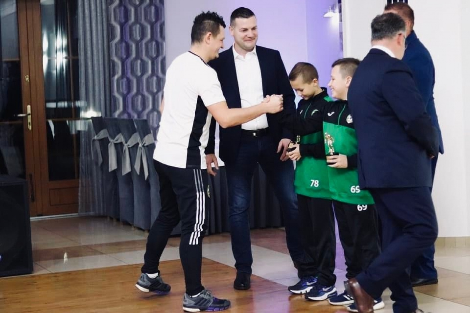 Zdjęcie w galerii na portalu naszraciborz.pl: Piłkarska gala w Tworkowie na podsumowanie rundy wiadomości z regionu