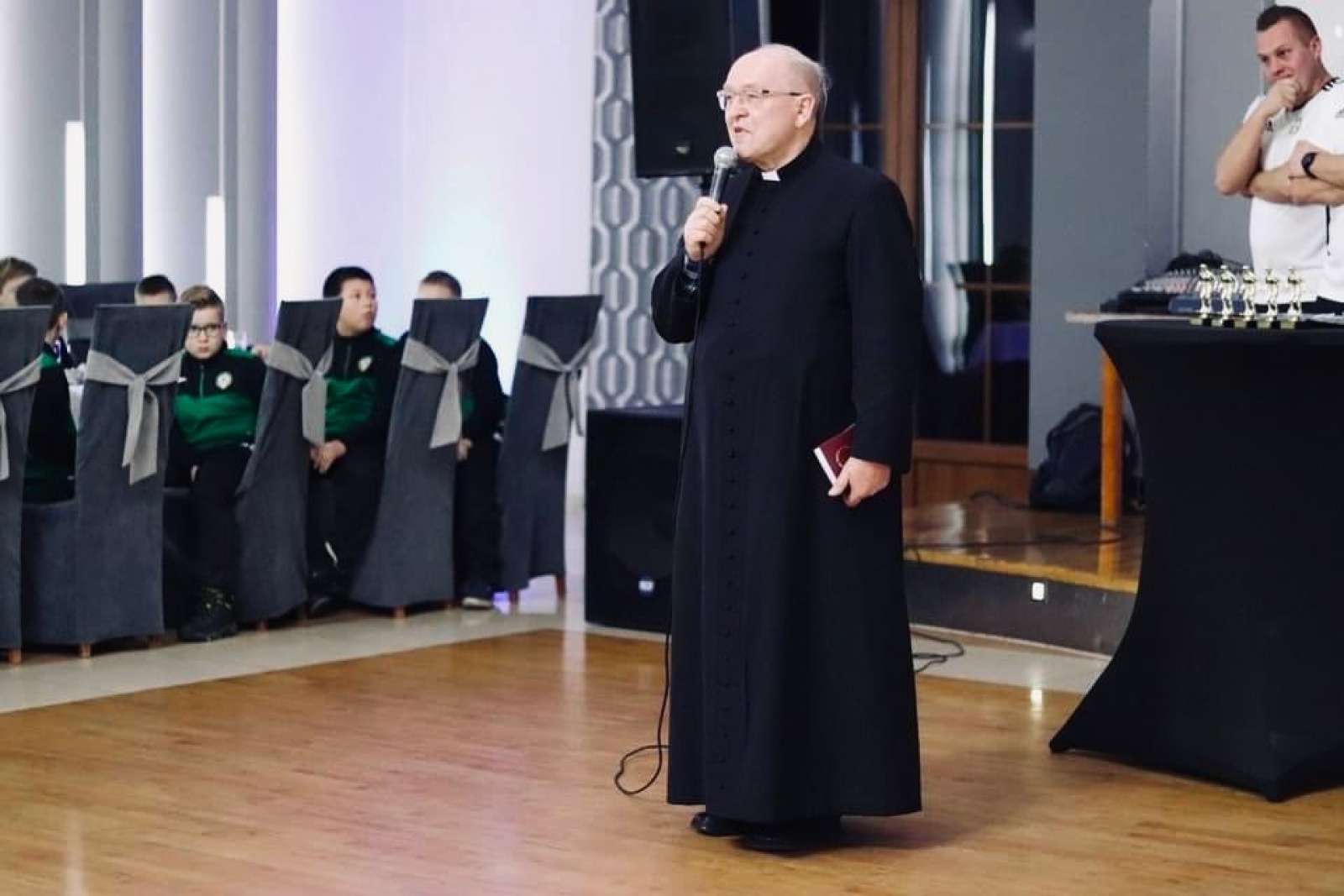 Zdjęcie w galerii na portalu naszraciborz.pl: Piłkarska gala w Tworkowie na podsumowanie rundy wiadomości z regionu