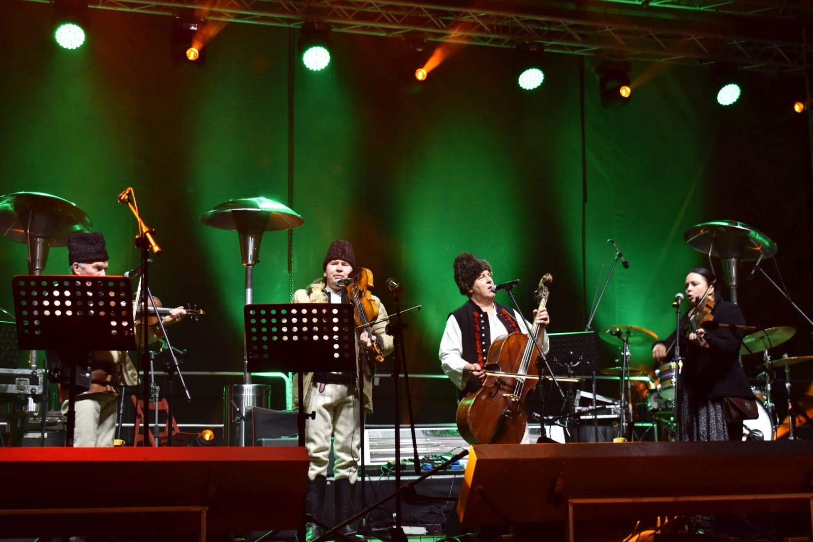 Zdjęcie w galerii na portalu naszraciborz.pl: Zamkowy jarmark dzień siódmy - migawki wiadomości z regionu