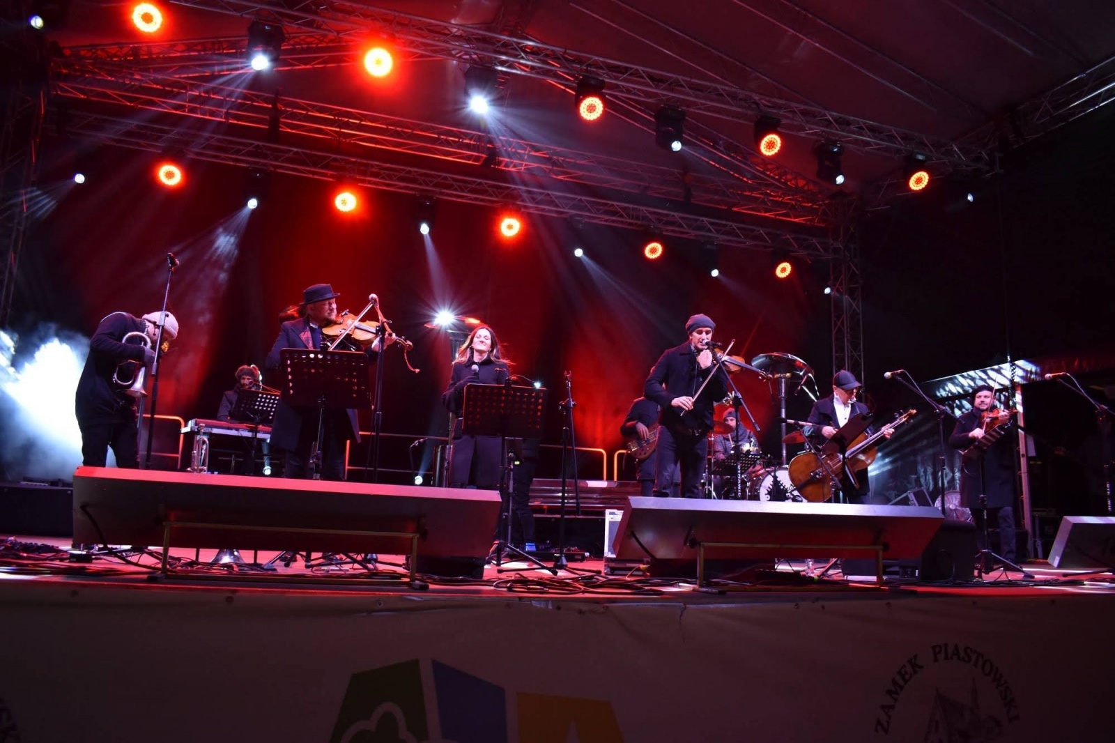 Zdjęcie w galerii na portalu naszraciborz.pl: Zamkowy jarmark dzień siódmy - migawki wiadomości z regionu