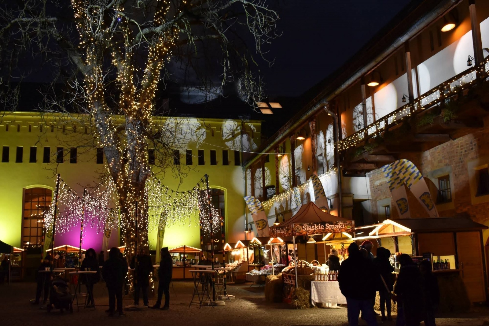 Zdjęcie w galerii na portalu naszraciborz.pl: Zamkowy jarmark dzień siódmy - migawki wiadomości z regionu