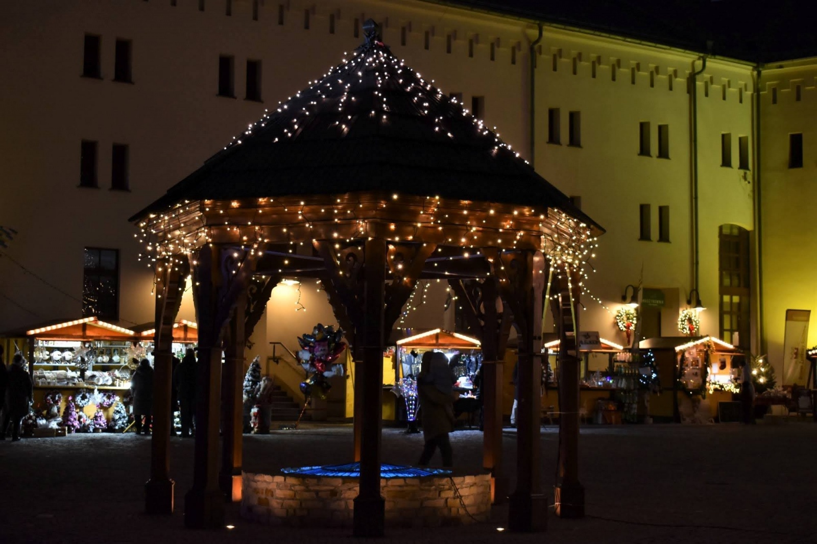 Zdjęcie w galerii na portalu naszraciborz.pl: Zamkowy jarmark dzień siódmy - migawki wiadomości z regionu