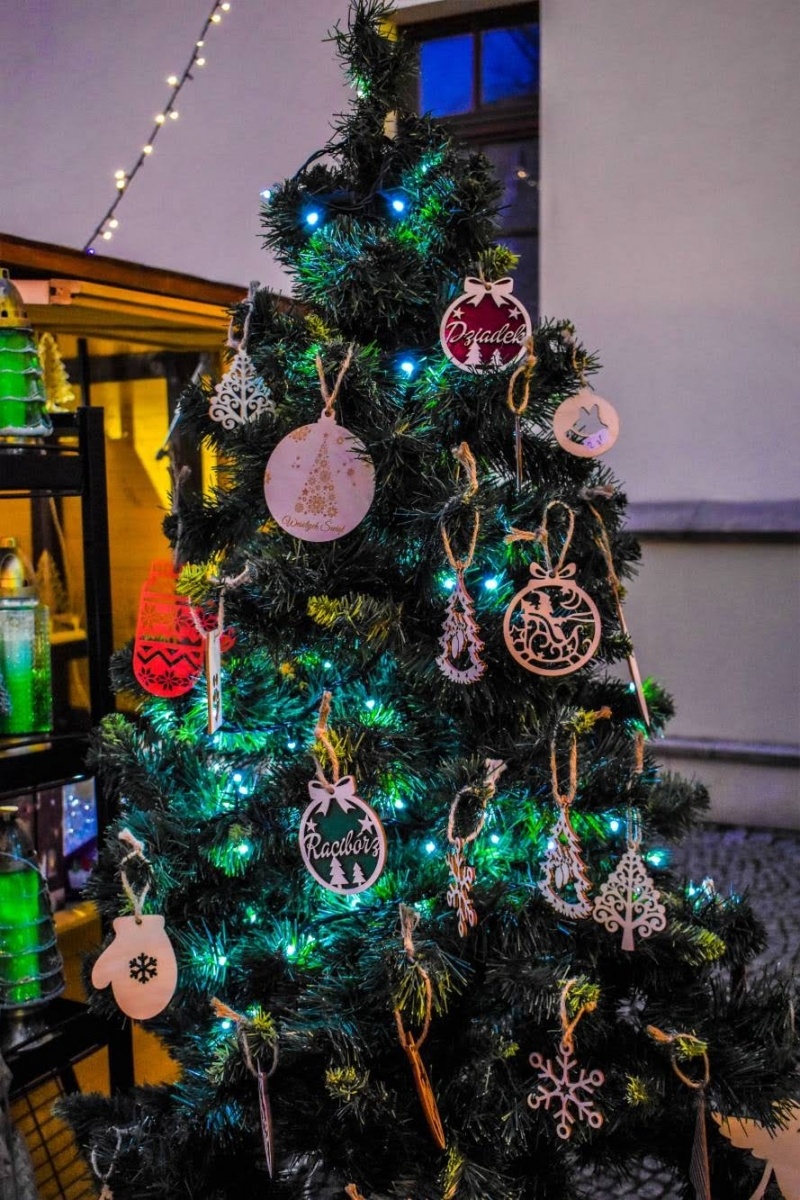 Zdjęcie w galerii na portalu naszraciborz.pl: Zamkowy jarmark dzień siódmy - migawki wiadomości z regionu