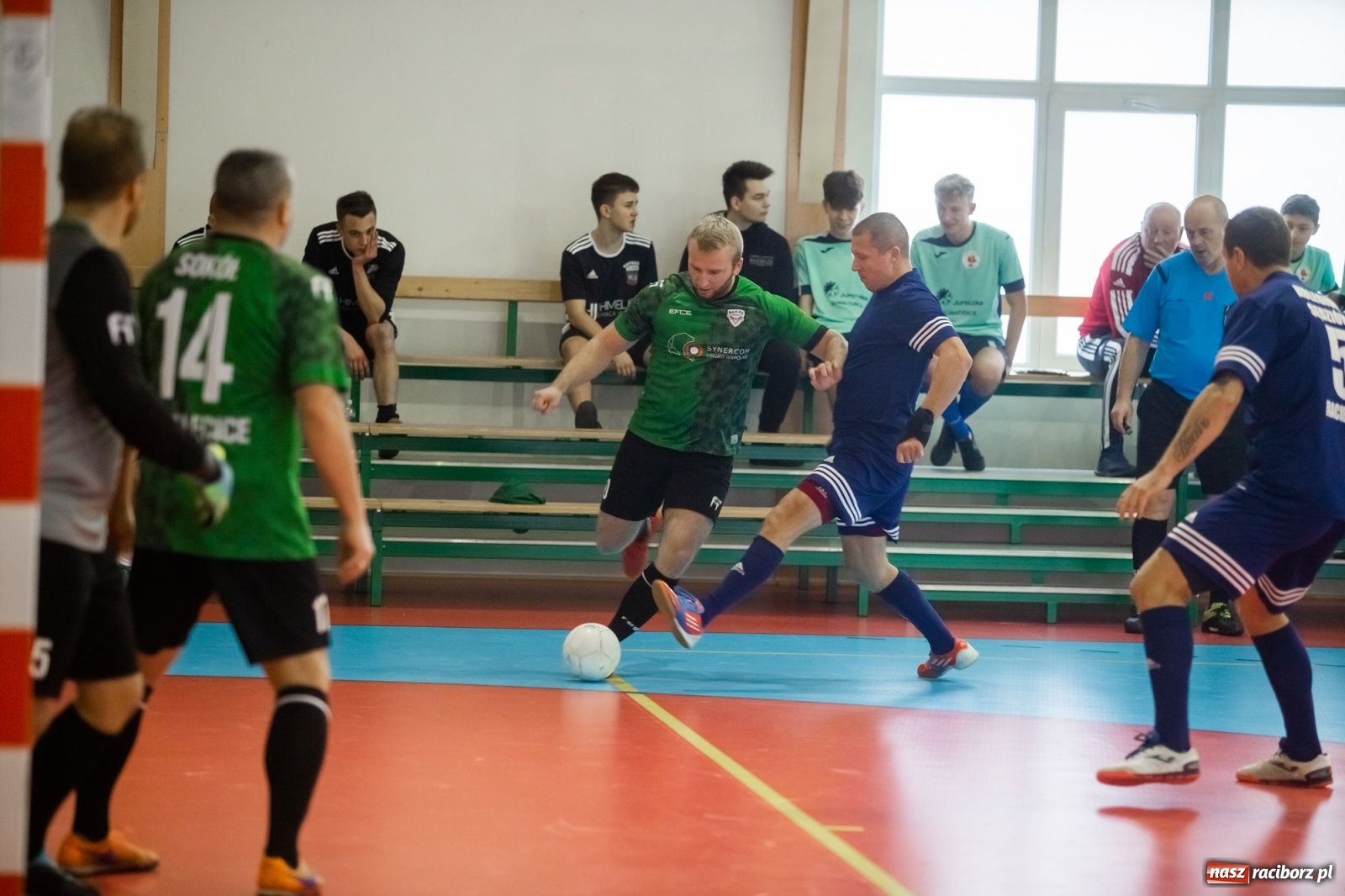 Zdjęcie w galerii na portalu naszraciborz.pl: Halowe zmagania o puchar prezesa Naprzodu Borucin [FOTO i WYNIKI] wiadomości z regionu