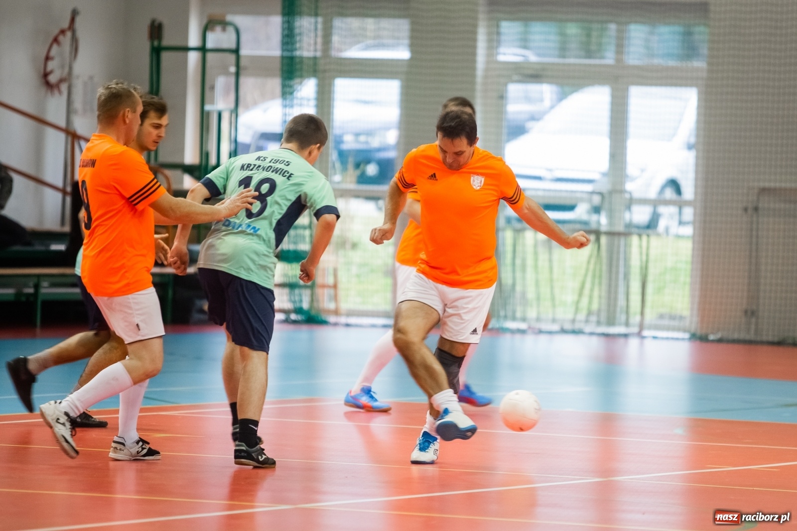 Zdjęcie w galerii na portalu naszraciborz.pl: Halowe zmagania o puchar prezesa Naprzodu Borucin [FOTO i WYNIKI] wiadomości z regionu