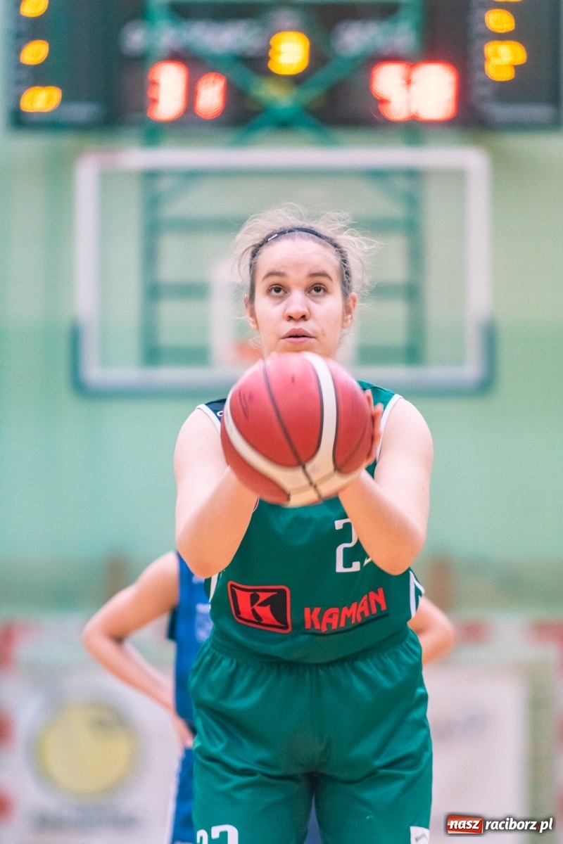 Zdjęcie w galerii na portalu naszraciborz.pl: Koszykówka. RMKS Rybnik górą w Raciborzu [FOTO] wiadomości z regionu