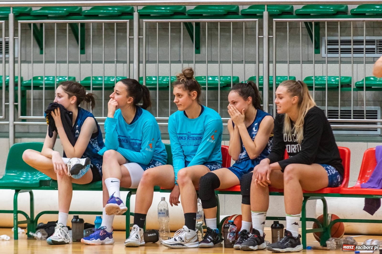 Zdjęcie w galerii na portalu naszraciborz.pl: Koszykówka. RMKS Rybnik górą w Raciborzu [FOTO] wiadomości z regionu