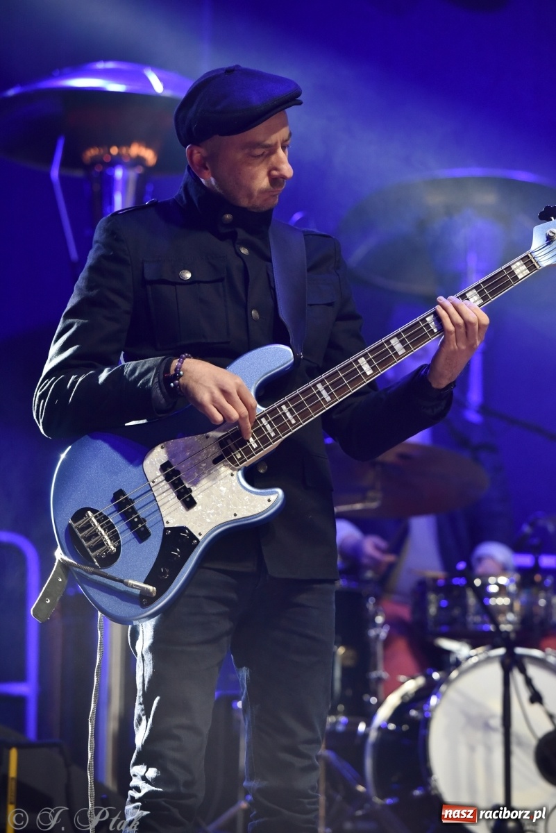 Zdjęcie w galerii na portalu naszraciborz.pl: Stanisław Soyka na finał zamkowego jarmarku wiadomości z regionu