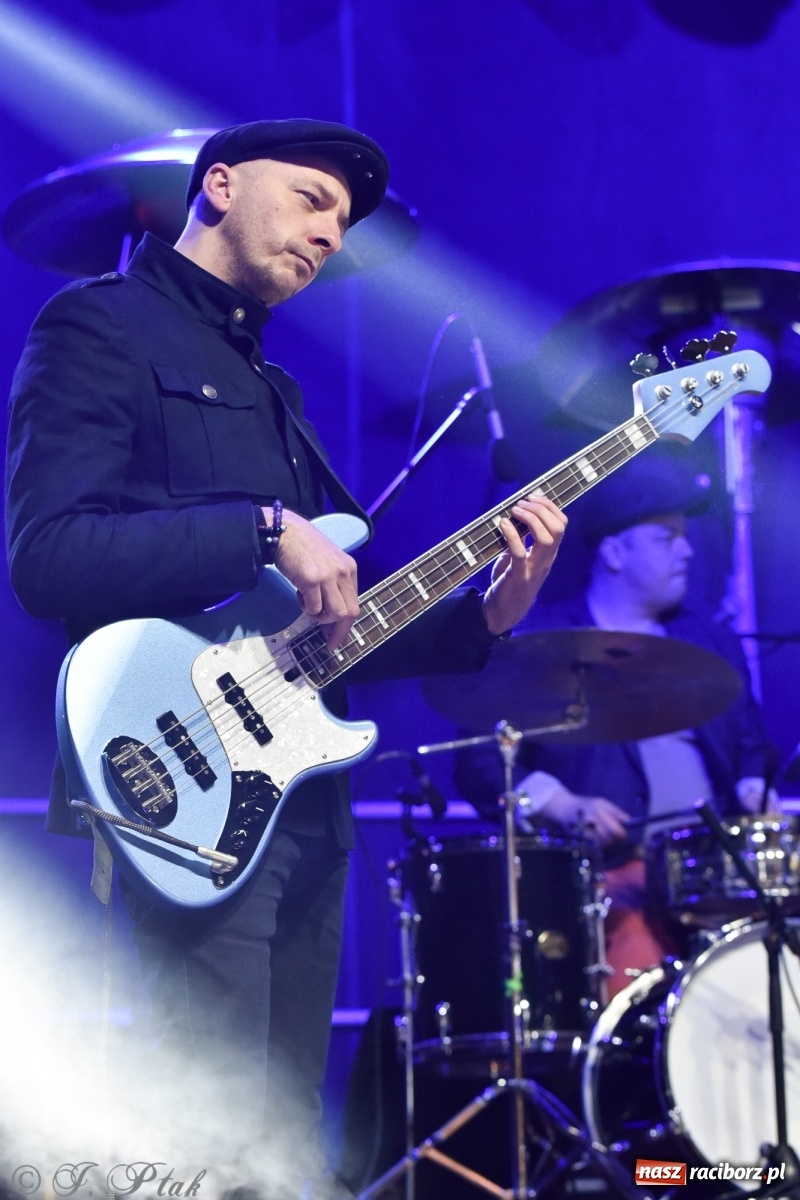 Zdjęcie w galerii na portalu naszraciborz.pl: Stanisław Soyka na finał zamkowego jarmarku wiadomości z regionu