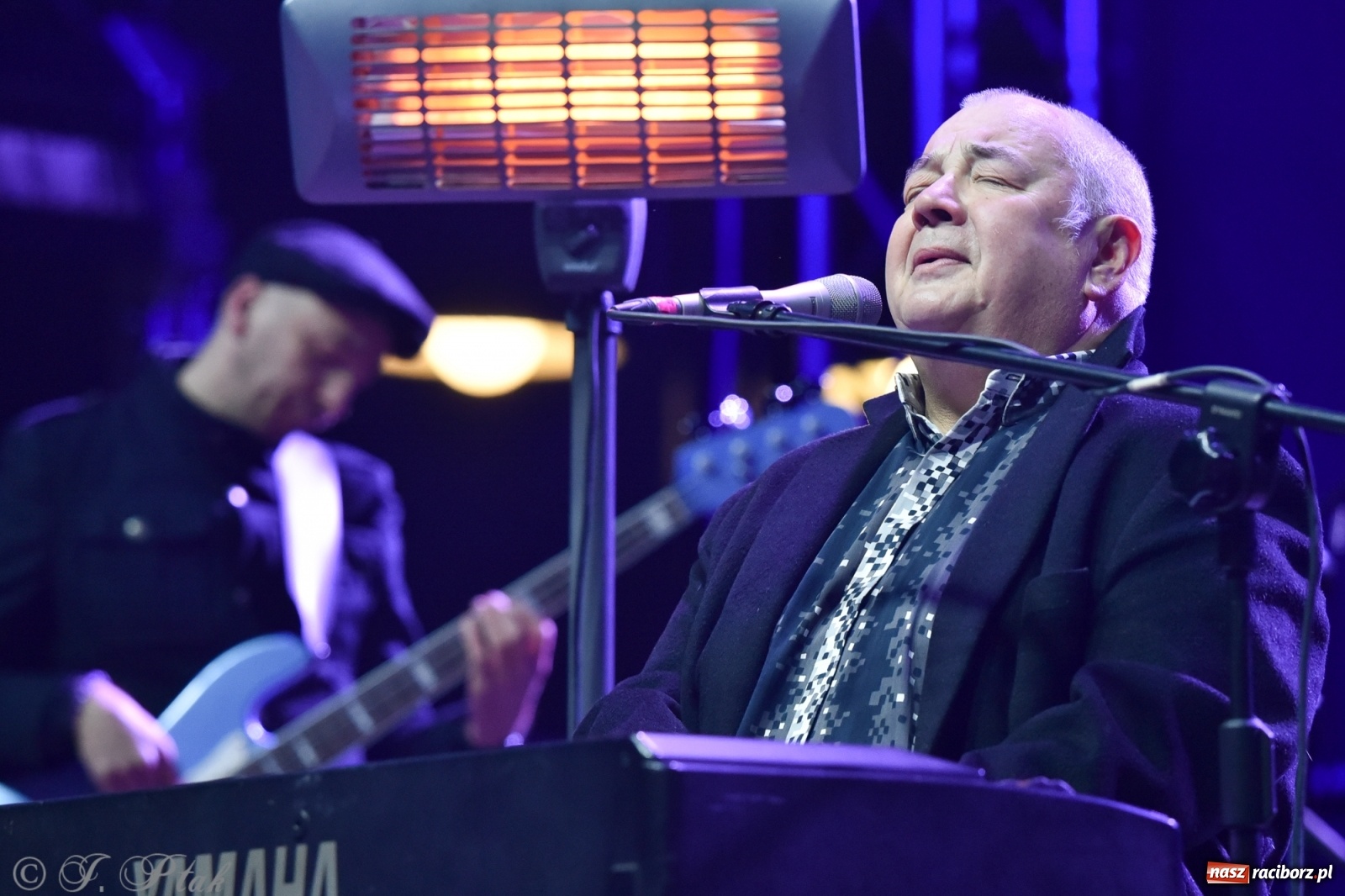 Zdjęcie w galerii na portalu naszraciborz.pl: Stanisław Soyka na finał zamkowego jarmarku wiadomości z regionu