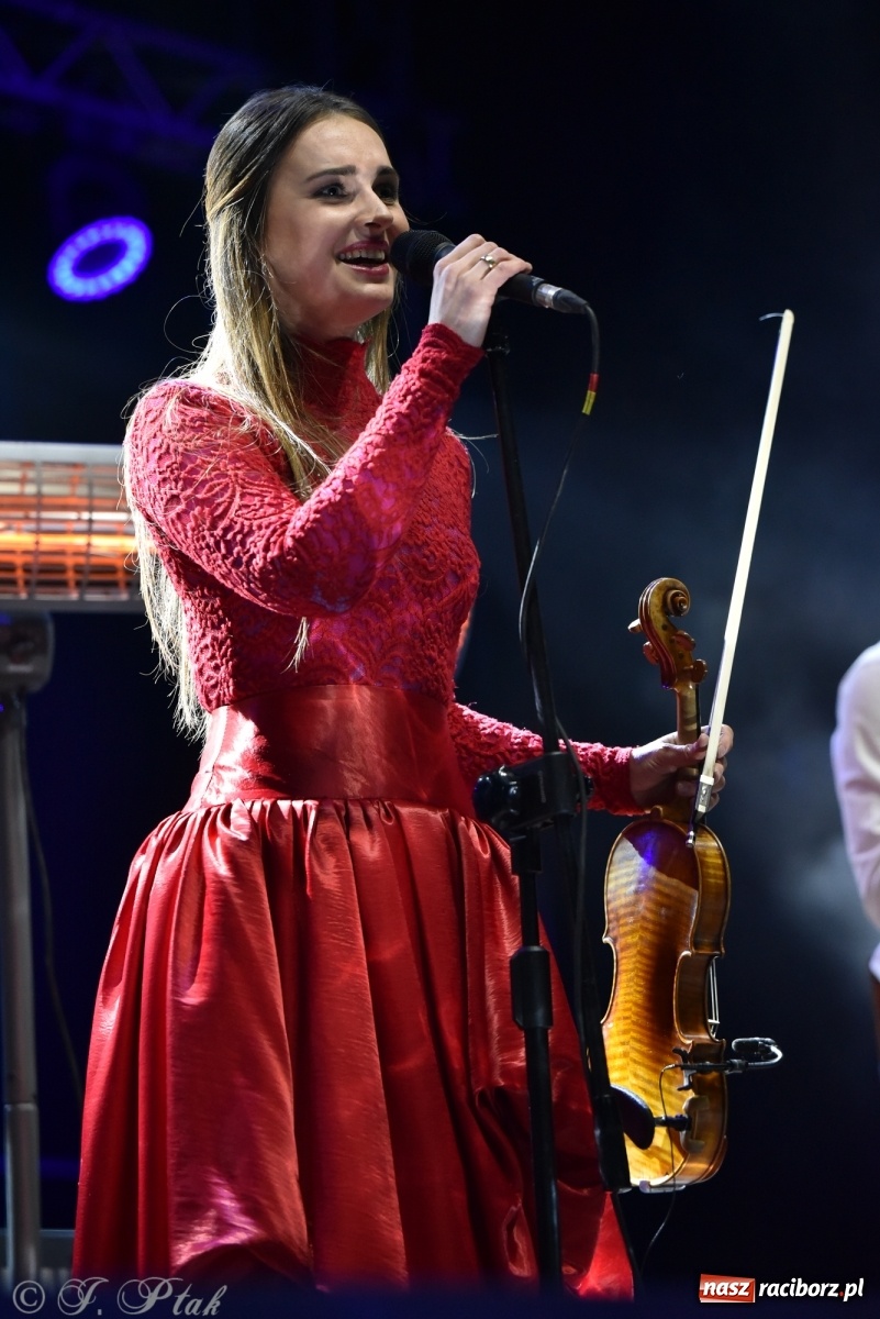 Zdjęcie w galerii na portalu naszraciborz.pl: Tekla Klebetnica, czyli wiejska plotkara na zamkowym jarmarku wiadomości z regionu