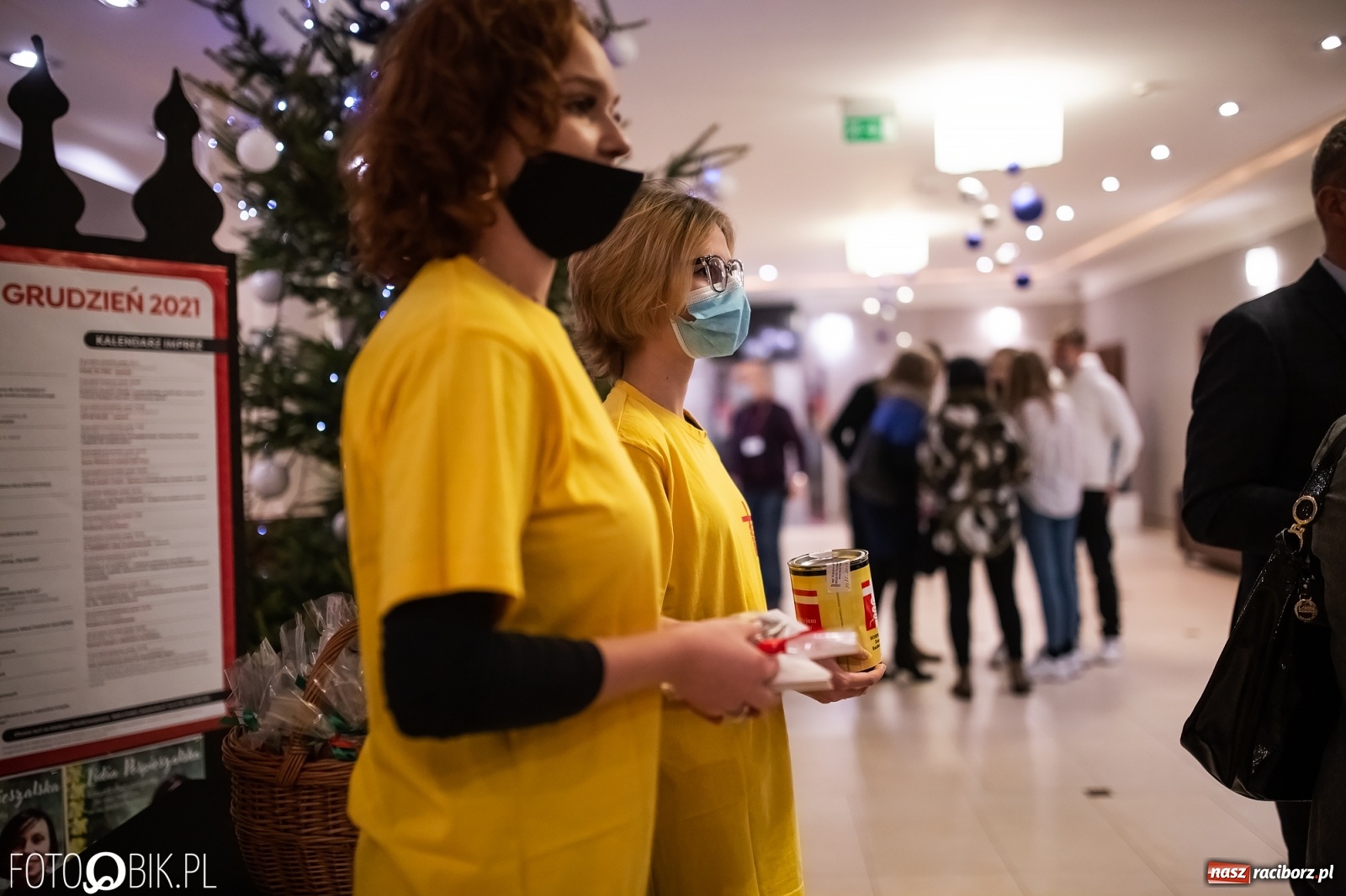 Zdjęcie w galerii na portalu naszraciborz.pl: Prezydent nagrodził animatorów kultury, Lidia Pospieszalska zaśpiewała dla hospicjum wiadomości z regionu