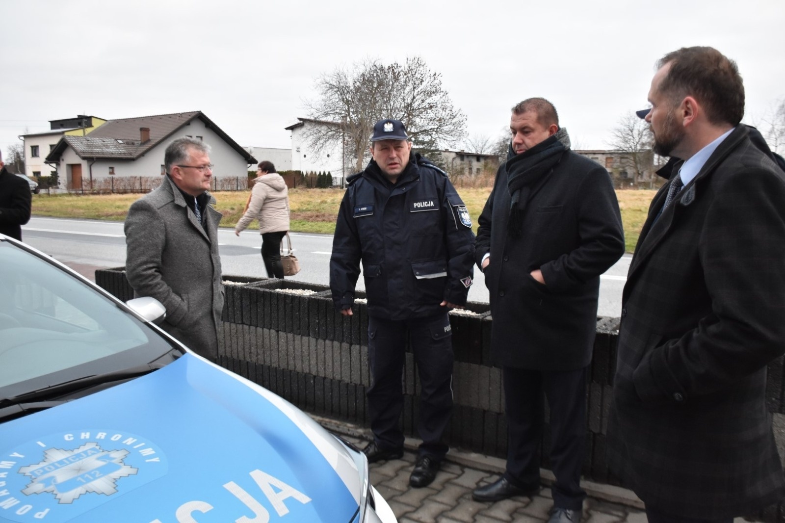 Zdjęcie w galerii na portalu naszraciborz.pl: Komisariat policji w Krzyżanowicach ma nową toyotę wiadomości z regionu