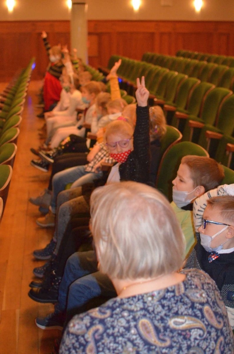 Zdjęcie w galerii na portalu naszraciborz.pl: Ostatni w tym roku koncert umuzykalniający wiadomości z regionu