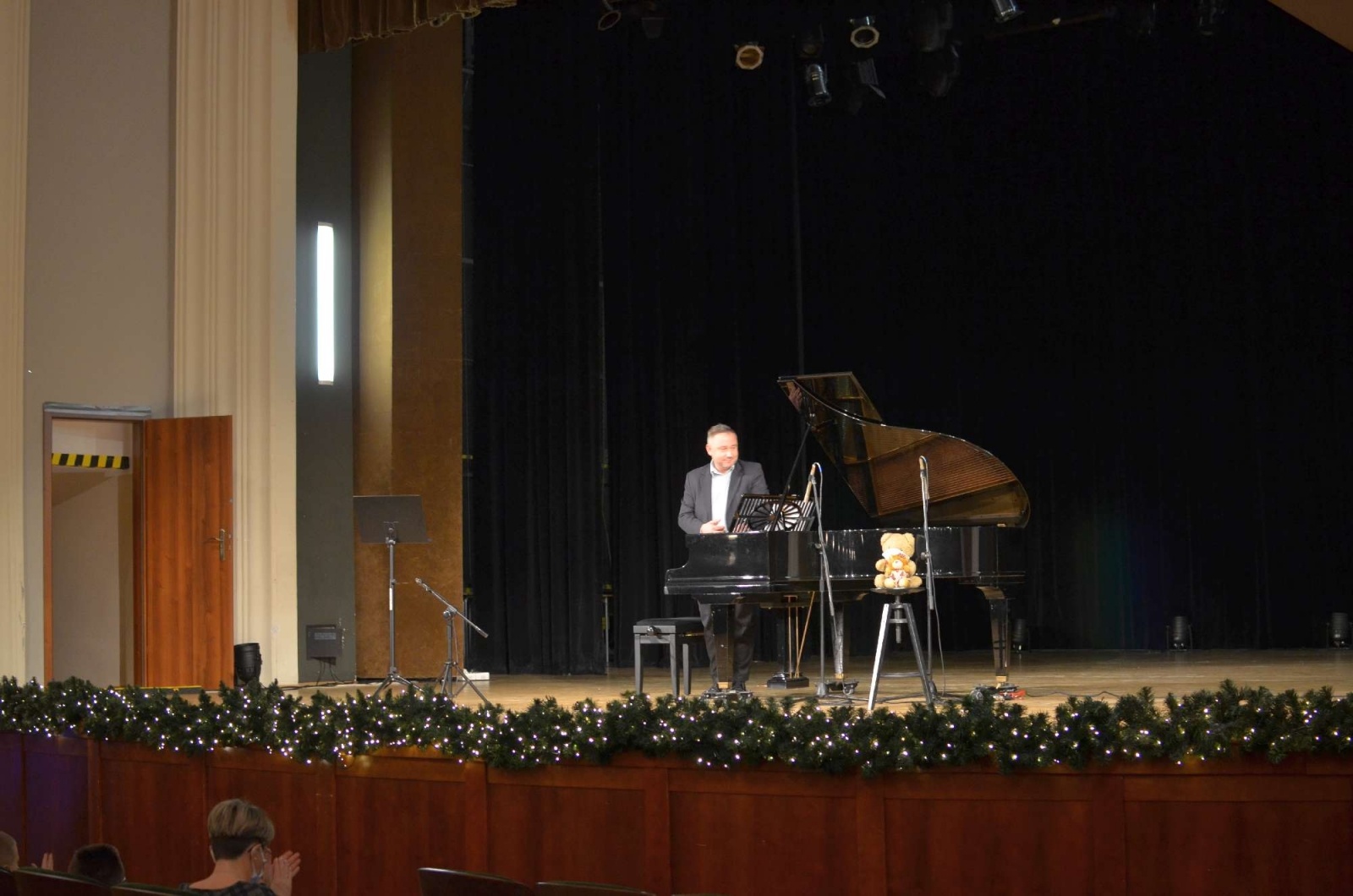 Zdjęcie w galerii na portalu naszraciborz.pl: Ostatni w tym roku koncert umuzykalniający wiadomości z regionu