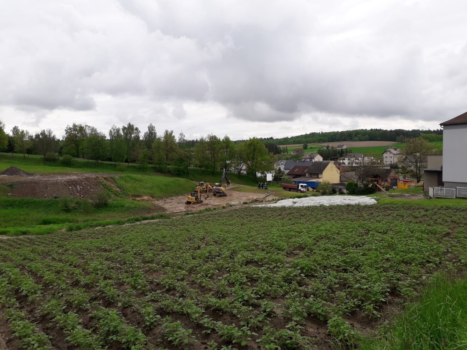 Zdjęcie w galerii na portalu naszraciborz.pl: Zbiornik przeciwpowodziowy w Owsiszczach odbudowany wiadomości z regionu