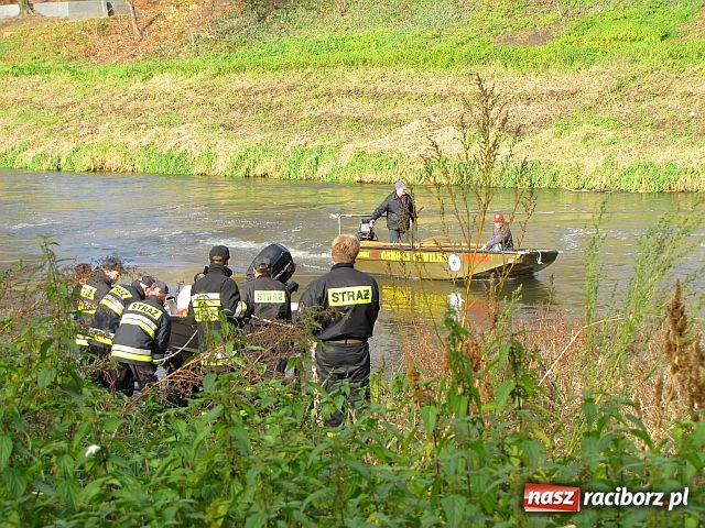 Zdjęcie w galerii na portalu naszraciborz.pl: Szwedzi pływali po Odrze wiadomości z regionu
