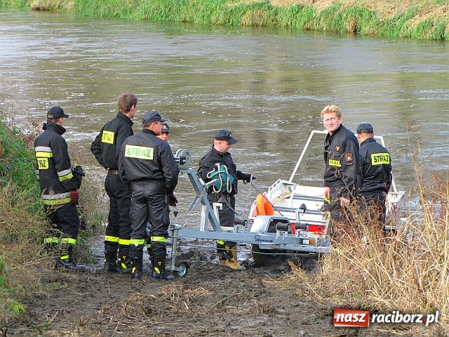 Zdjęcie w galerii na portalu naszraciborz.pl: Szwedzi pływali po Odrze wiadomości z regionu