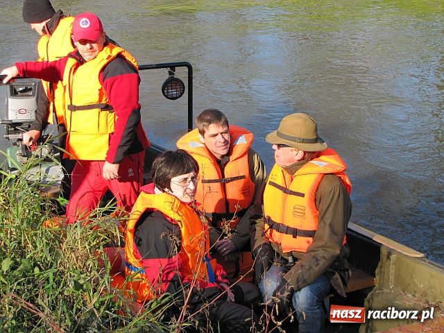 Zdjęcie w galerii na portalu naszraciborz.pl: Szwedzi pływali po Odrze wiadomości z regionu