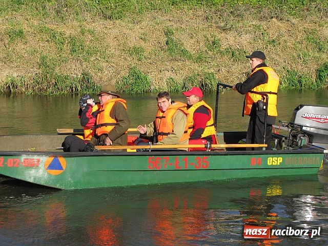 Zdjęcie w galerii na portalu naszraciborz.pl: Szwedzi pływali po Odrze wiadomości z regionu