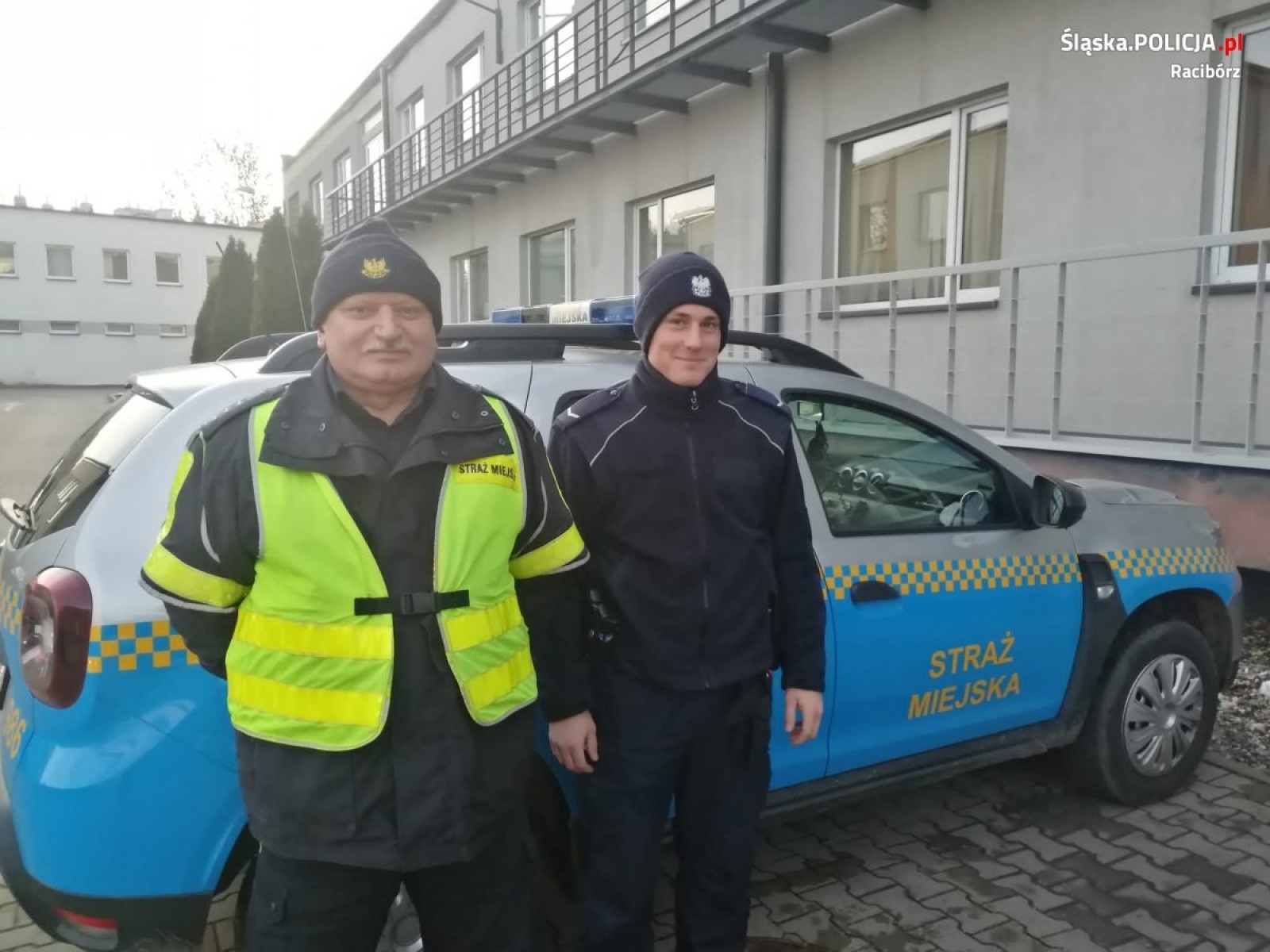 Zdjęcie w galerii na portalu naszraciborz.pl: Wspólne patrole wyruszyły na kontrole. Sprawdzają czy nosimy maseczki wiadomości z regionu