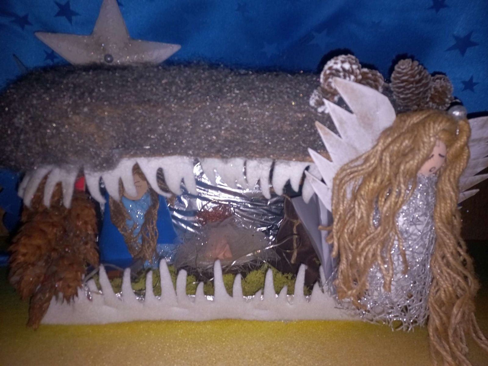 Zdjęcie w galerii na portalu naszraciborz.pl: Rodzinna Szopka Bożonarodzeniowa - konkurs w SP 15 wiadomości z regionu