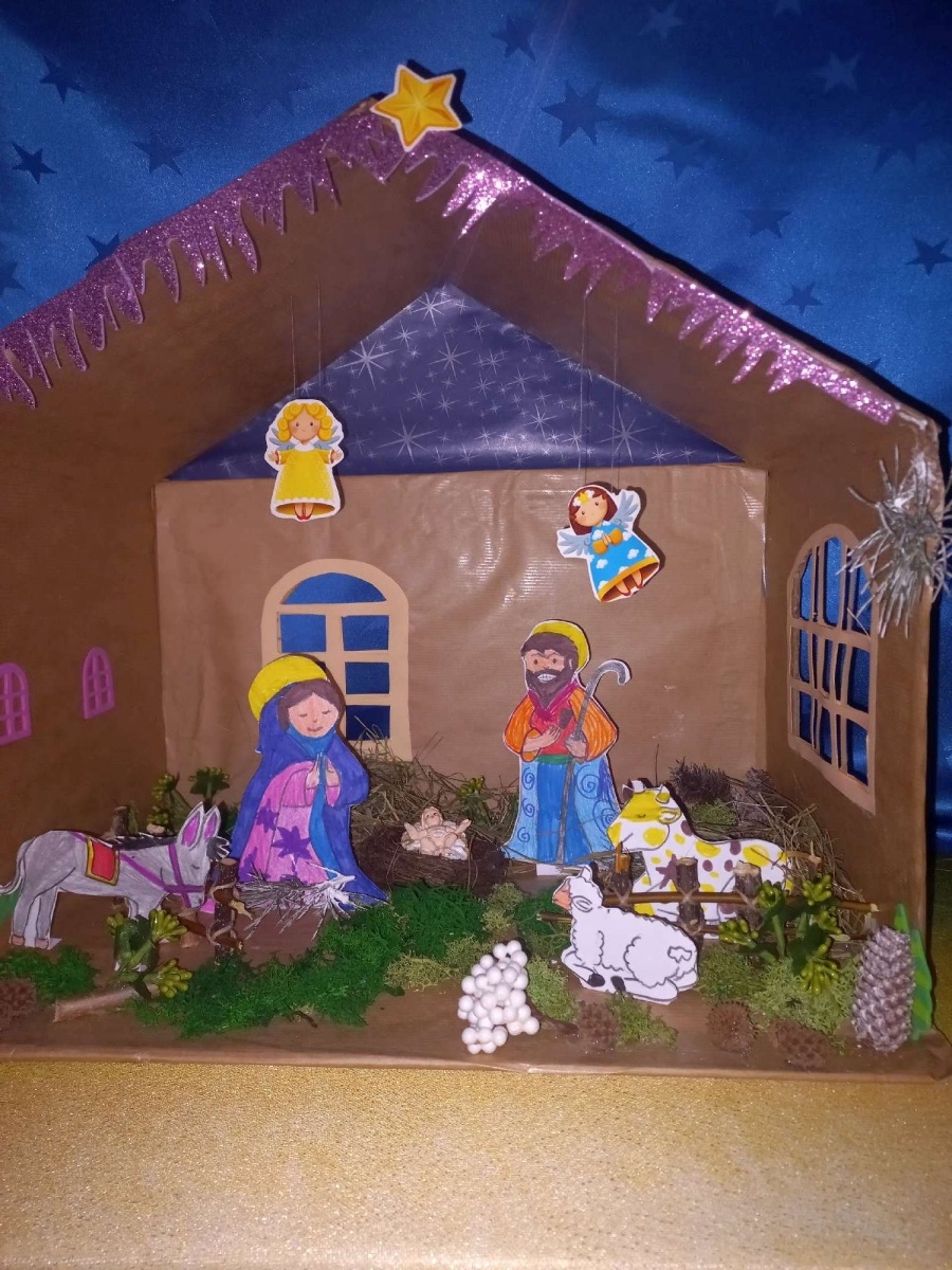 Zdjęcie w galerii na portalu naszraciborz.pl: Rodzinna Szopka Bożonarodzeniowa - konkurs w SP 15 wiadomości z regionu