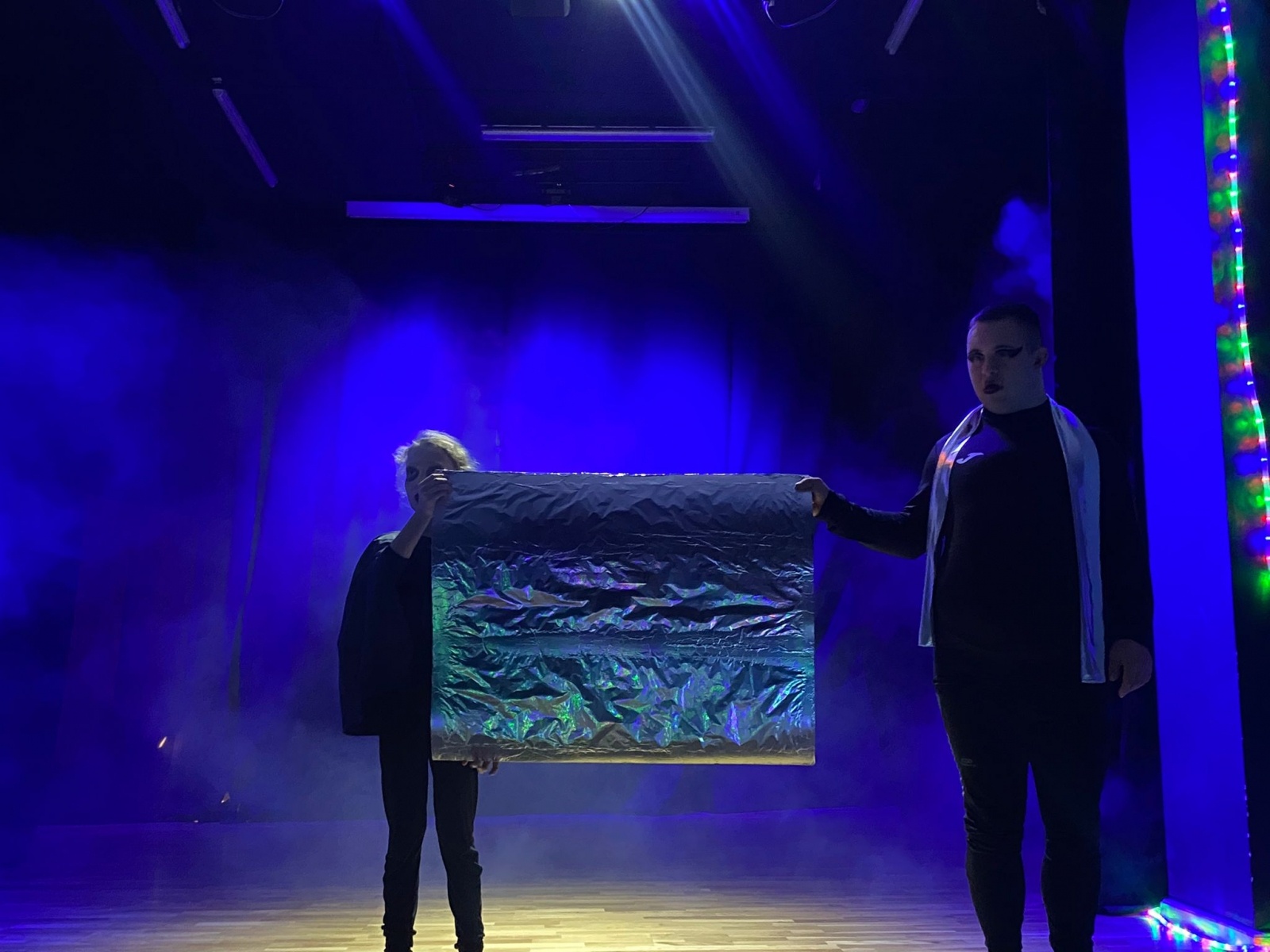 Zdjęcie w galerii na portalu naszraciborz.pl: Królowa śniegu zagościła na scenie MDK [FOTO] wiadomości z regionu