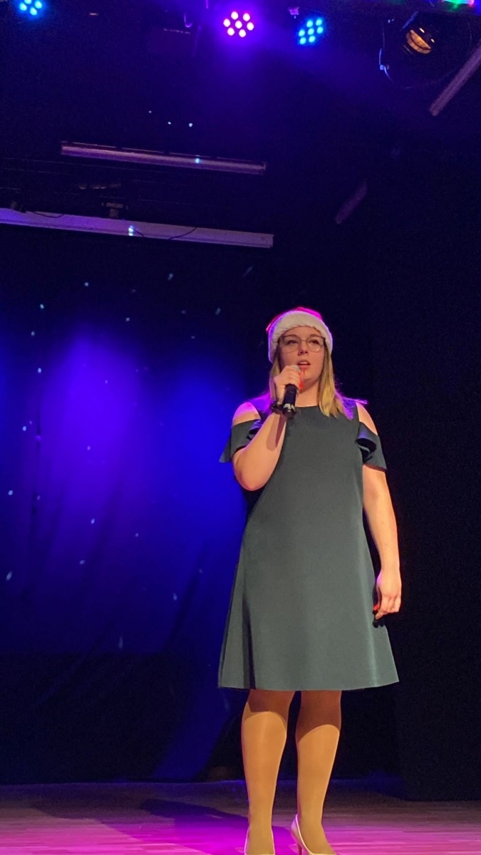 Zdjęcie w galerii na portalu naszraciborz.pl: Królowa śniegu zagościła na scenie MDK [FOTO] wiadomości z regionu