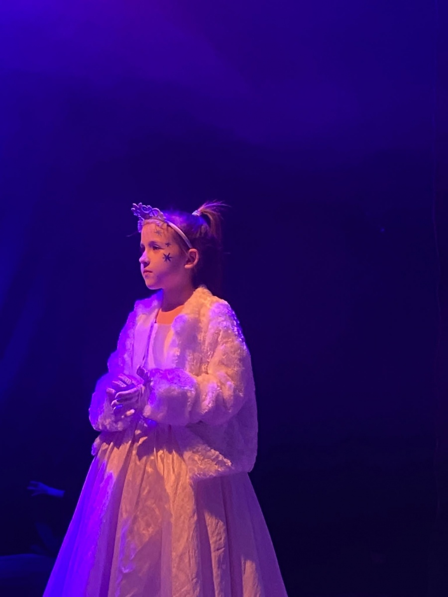 Zdjęcie w galerii na portalu naszraciborz.pl: Królowa śniegu zagościła na scenie MDK [FOTO] wiadomości z regionu