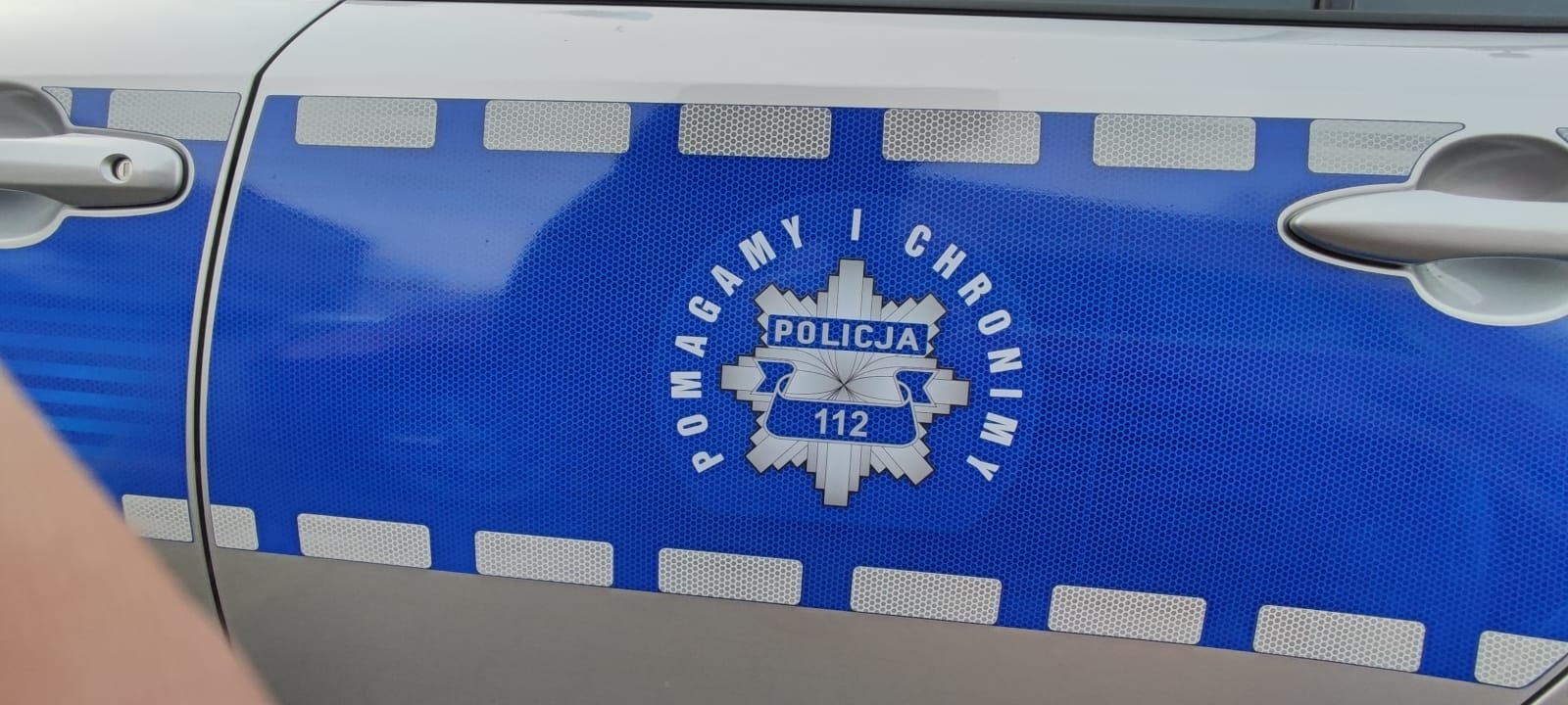 Zdjęcie w galerii na portalu naszraciborz.pl: Policjanci z Raciborza odebrali kluczyki do dwóch nowych radiowozów wiadomości z regionu