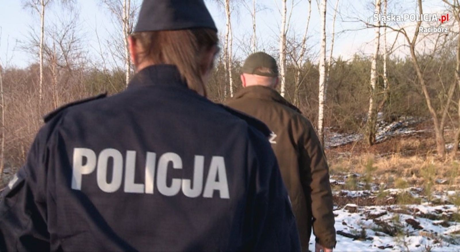 Zdjęcie w galerii na portalu naszraciborz.pl: W tej akcji pilnowano nie tylko choinek. Kradzież gałęzi też jest karana wiadomości z regionu