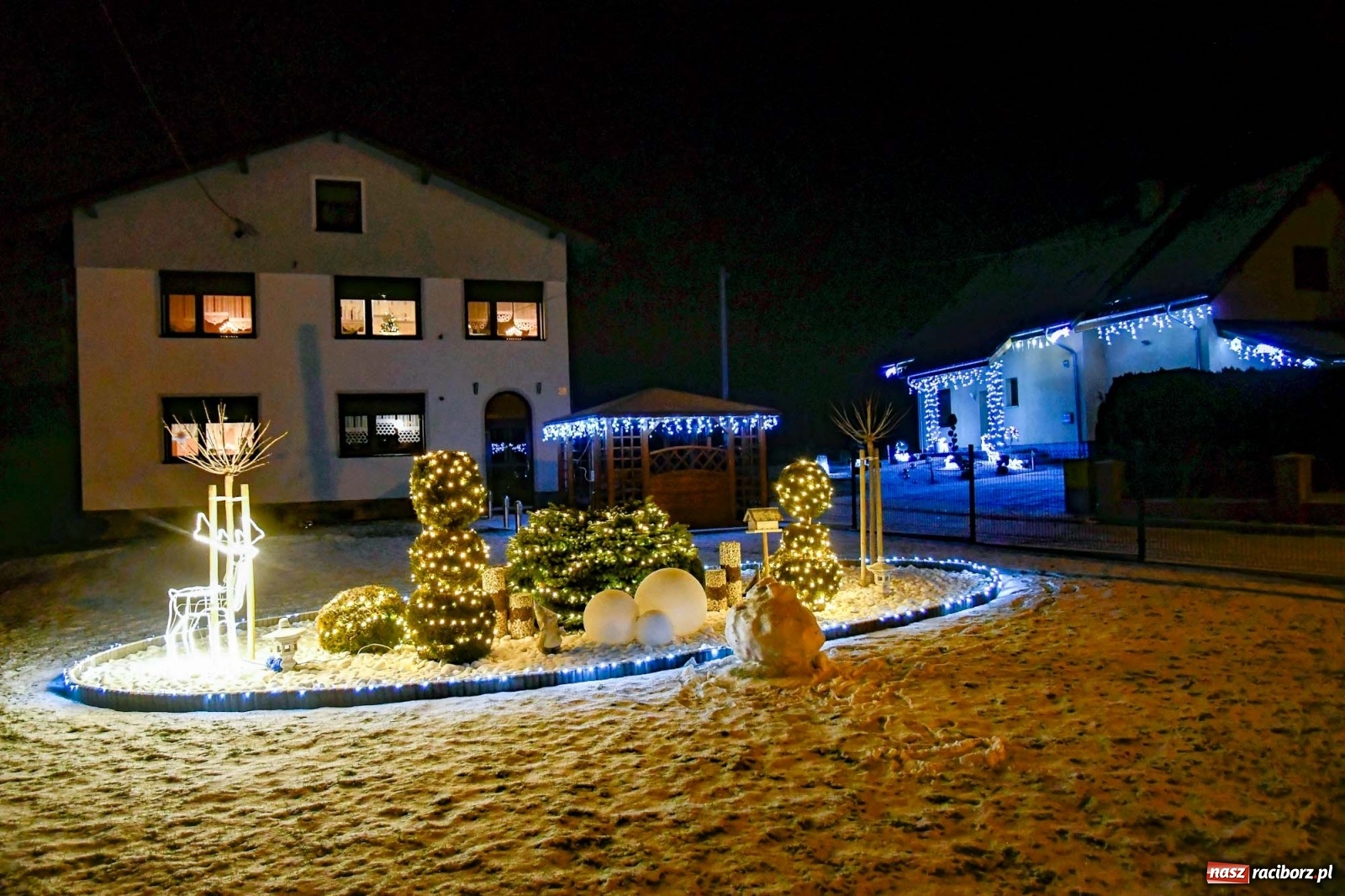 Zdjęcie w galerii na portalu naszraciborz.pl: Twórcy bajkowego świata z Nowej Wioski uhonorowani [FOTO, WIDEO] wiadomości z regionu