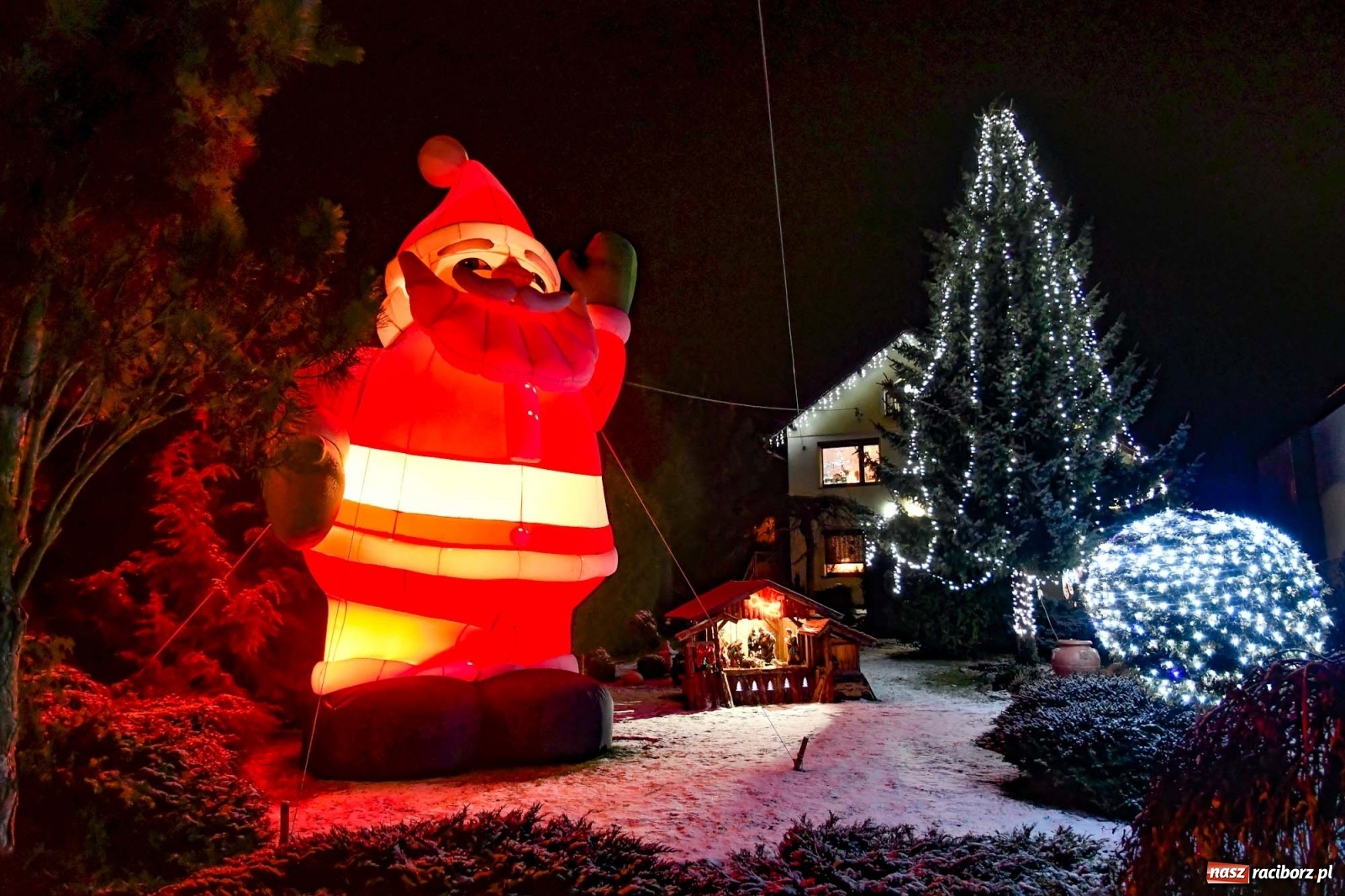 Zdjęcie w galerii na portalu naszraciborz.pl: Twórcy bajkowego świata z Nowej Wioski uhonorowani [FOTO, WIDEO] wiadomości z regionu