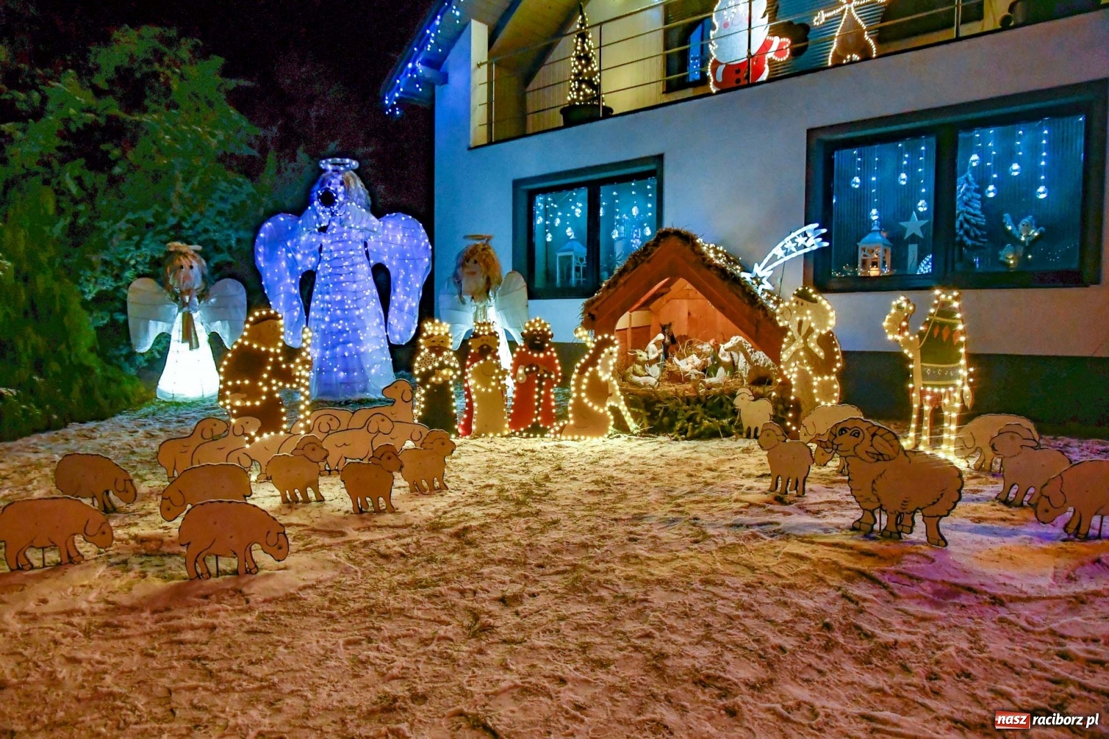 Zdjęcie w galerii na portalu naszraciborz.pl: Twórcy bajkowego świata z Nowej Wioski uhonorowani [FOTO, WIDEO] wiadomości z regionu