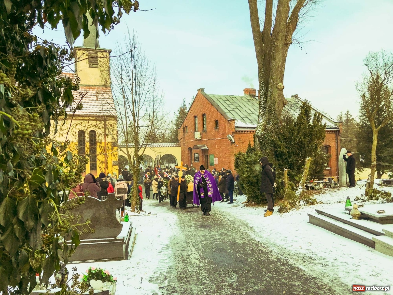 Zdjęcie w galerii na portalu naszraciborz.pl: Na Jeruzalem pożegnano olimpijczyka śp. Michała Rokickiego [FOTO i WIDEO] wiadomości z regionu