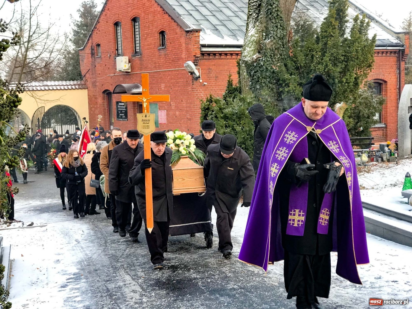 Zdjęcie w galerii na portalu naszraciborz.pl: Na Jeruzalem pożegnano olimpijczyka śp. Michała Rokickiego [FOTO i WIDEO] wiadomości z regionu