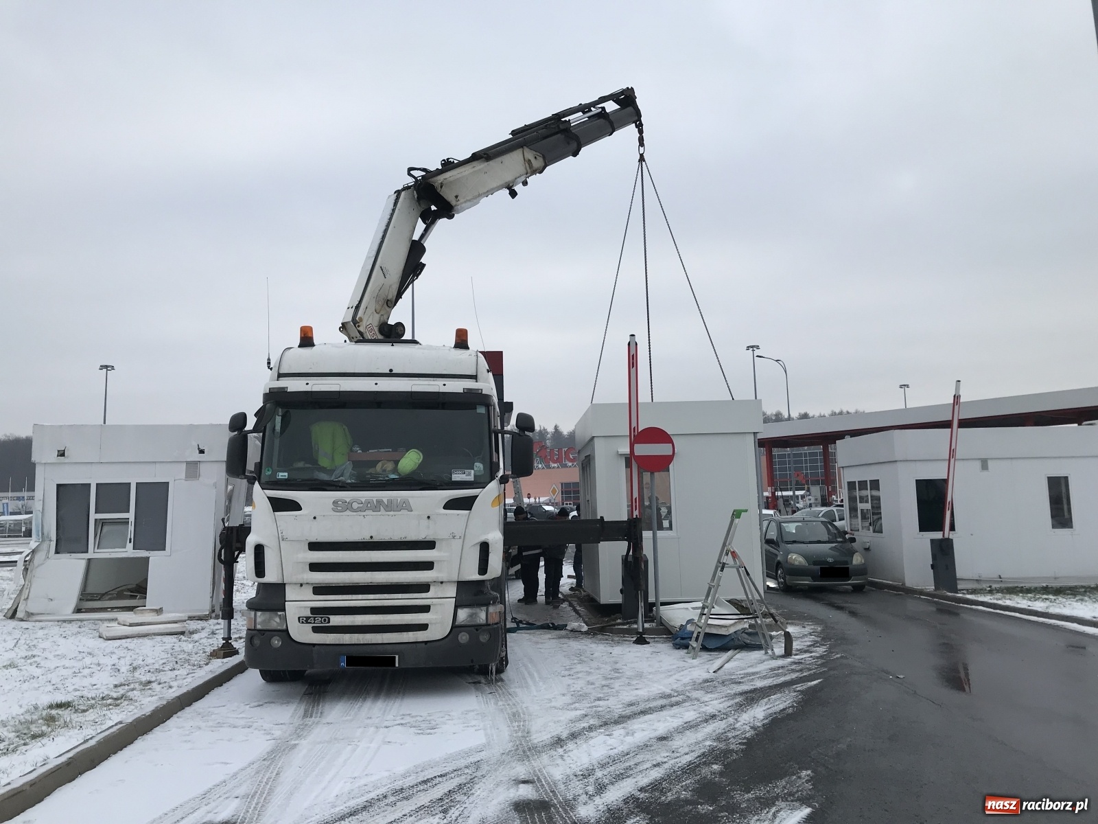 Zdjęcie w galerii na portalu naszraciborz.pl: Auchan Racibórz - operacja punkt kasowy [FOTO] wiadomości z regionu