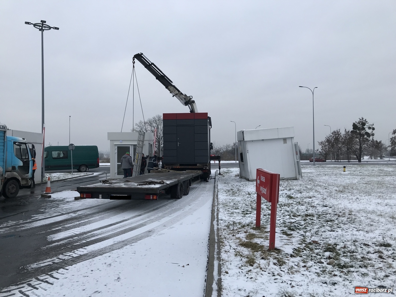 Zdjęcie w galerii na portalu naszraciborz.pl: Auchan Racibórz - operacja punkt kasowy [FOTO] wiadomości z regionu